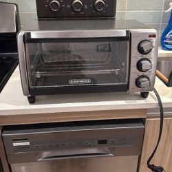 Black + Decker Air Fryer Toaster Oven 