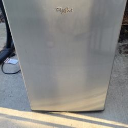 Whirlpool Mini Fridge