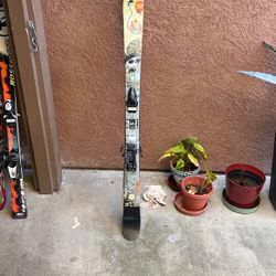 Rossingnol Skis 