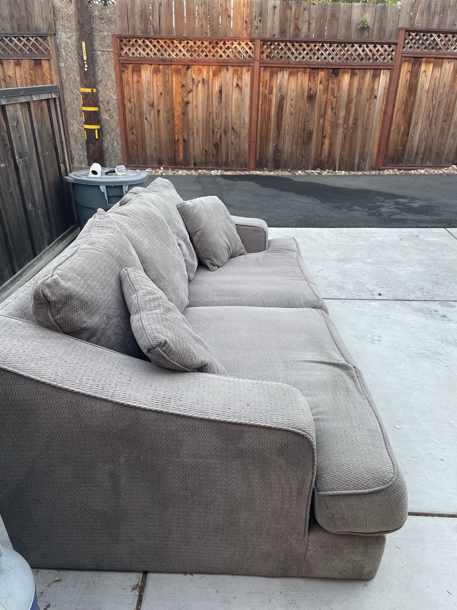 Couch for Sale in Oakley, CA OfferUp