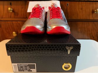 Caitlin Clark rookie of the year size 10