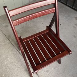 Wood folding chairs