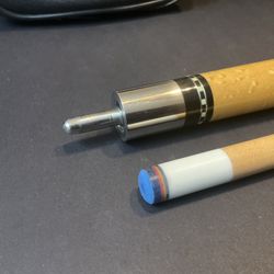 Lucasi Cue Billiards Pool Stick 