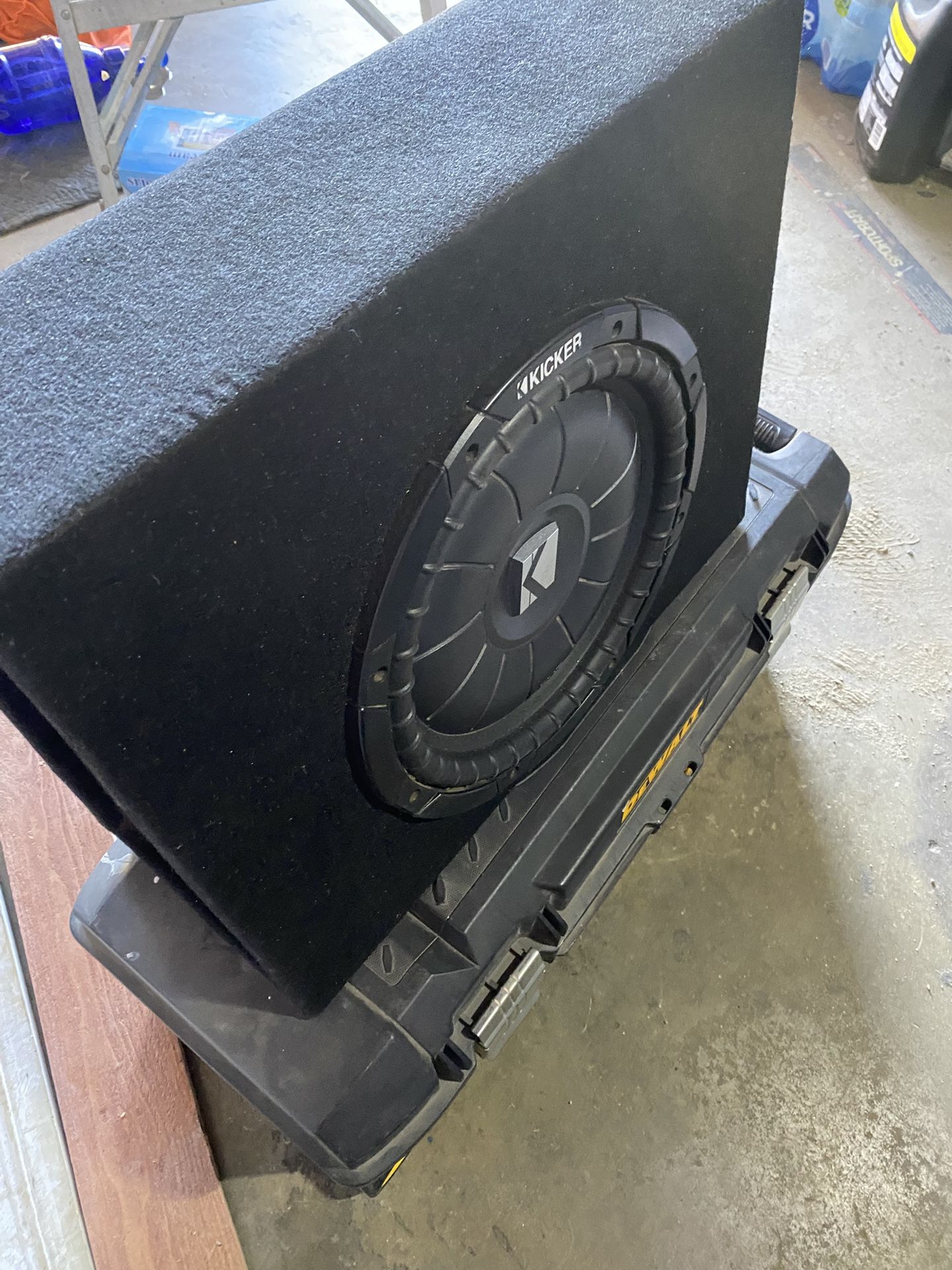 kicker shallow mount 12 with box