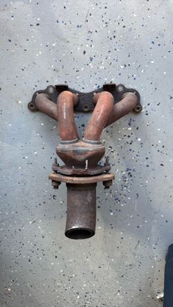 2008 Acura TSX exhaust header K24A2