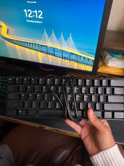 Pc and monitor