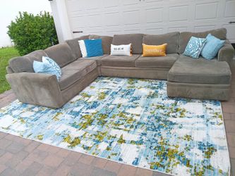 Large Cozy Sectional Sofa