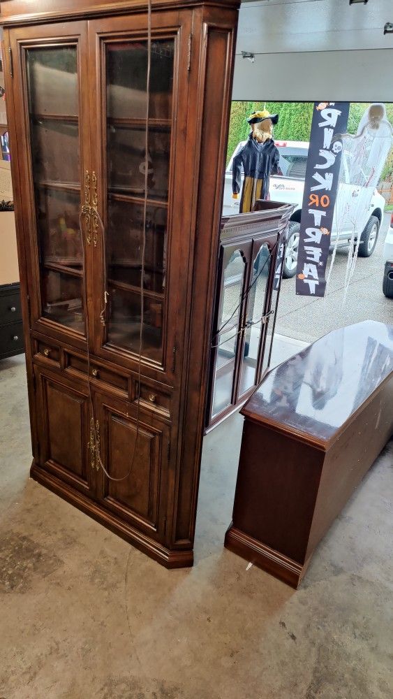 Bernhardt Furniture Co.
Certification: CSA