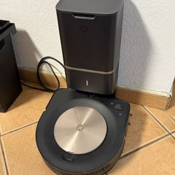 iRobot Roomba s9+ Self Emptying Robot Vacuum