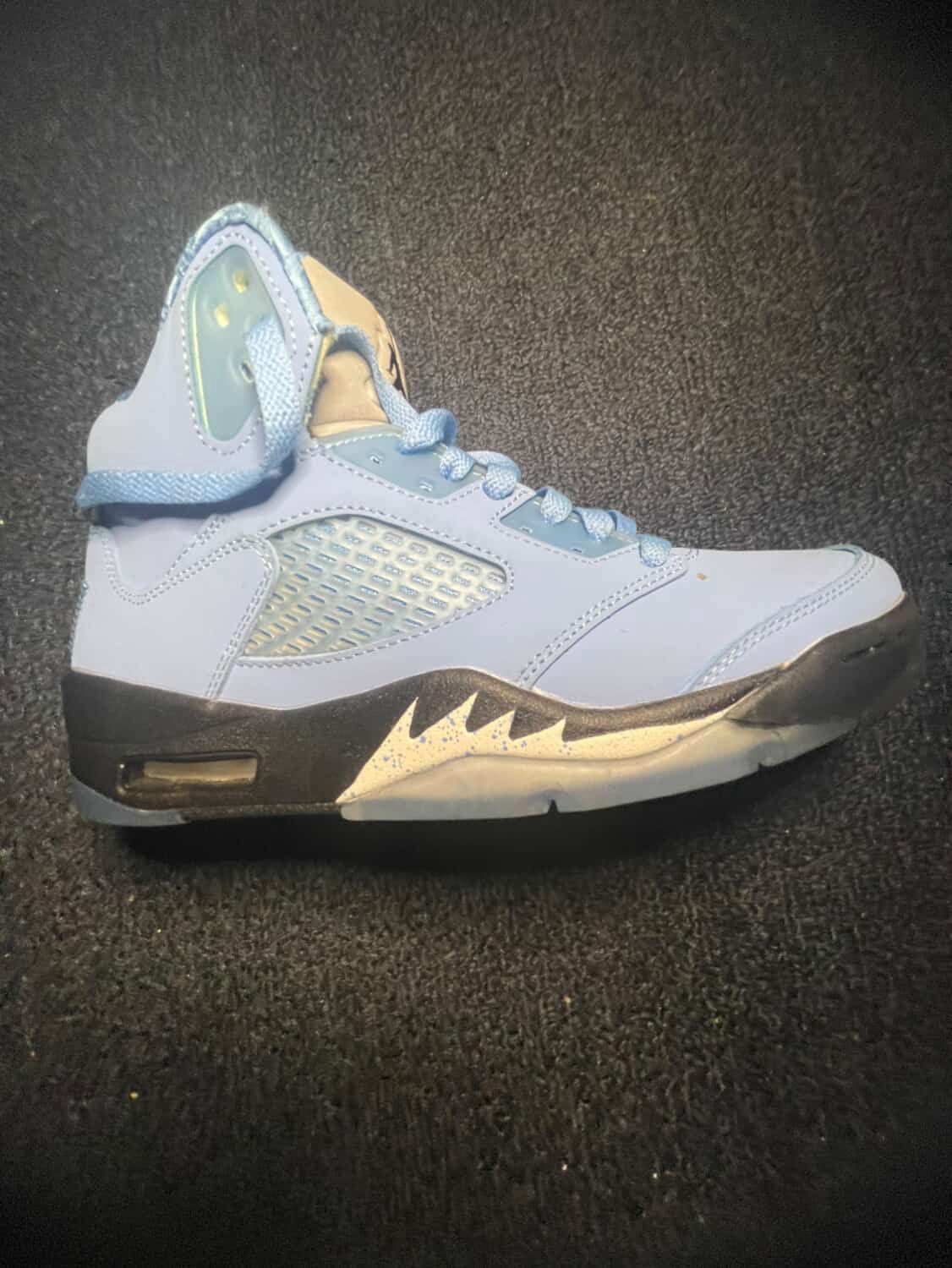 Jordan 5 Unc