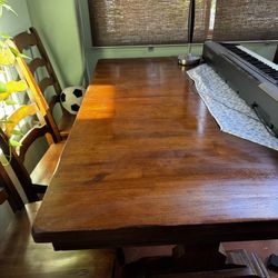 Nice Dining Table DEAL (6 Chairs Solid Wood & Extension)