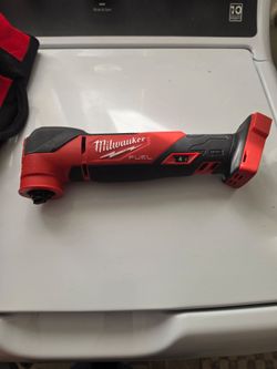 Milwaukee Fuel Multi-Tool
