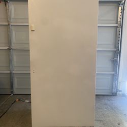 Frigidaire Upright Deep Freezer 70.5inch