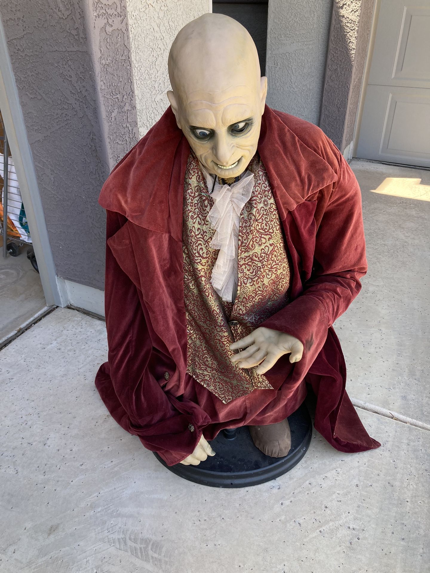 Halloween Decor