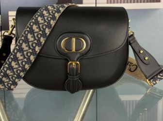 Black Side Bobby Bag