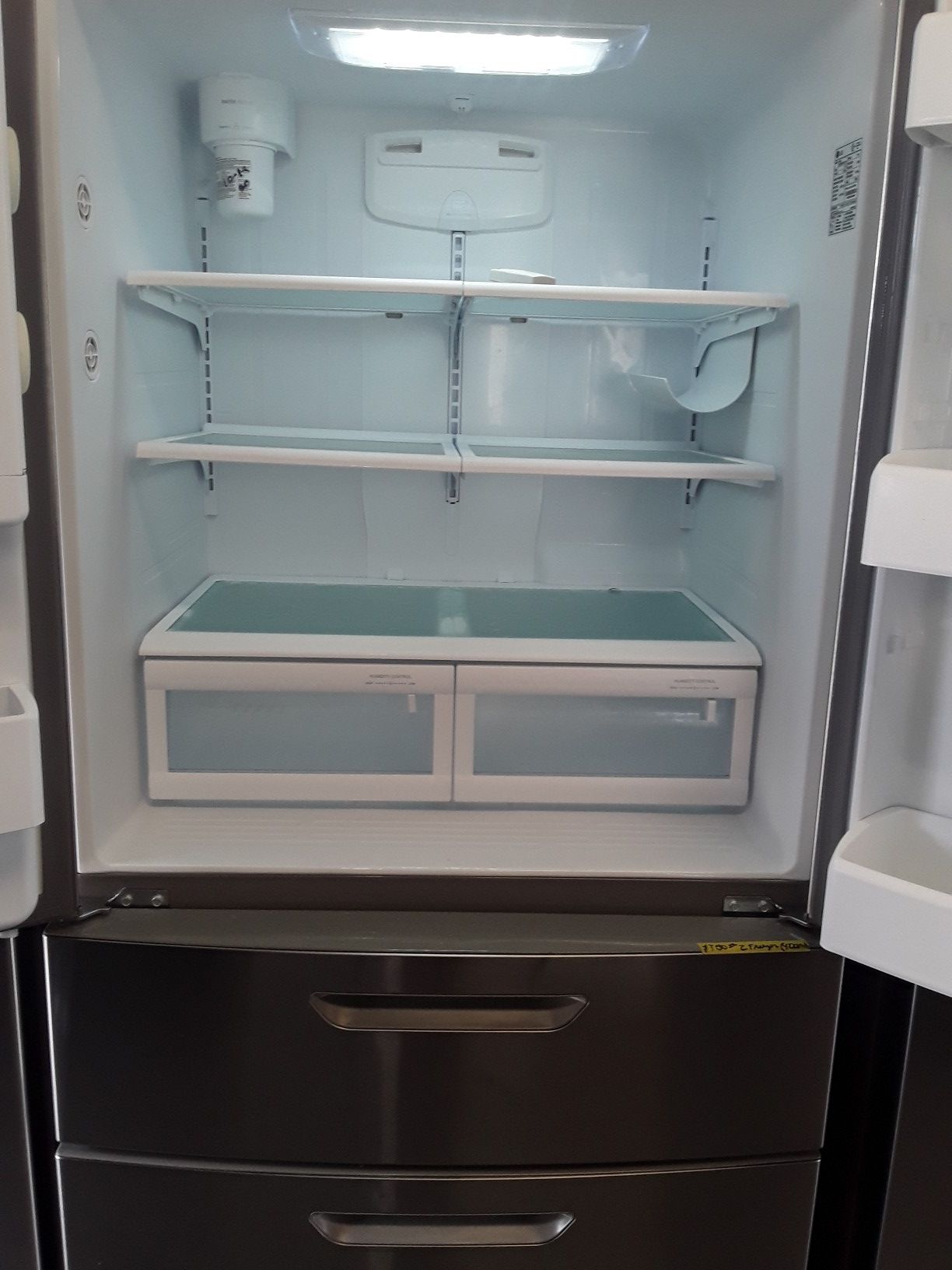 REFRIGERATOR LG 4 DOORS 2 DOORS FREEZER INVERTER EXCELLENT CONDITION WORKING PERFECT WITH WARRANTY DELIVERY SERVICES