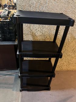 Plastic shelf