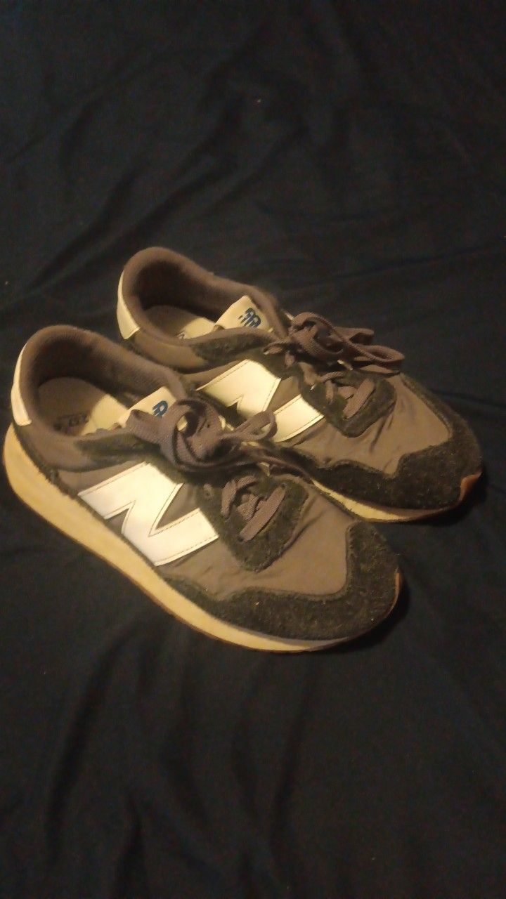 New Balance 237s