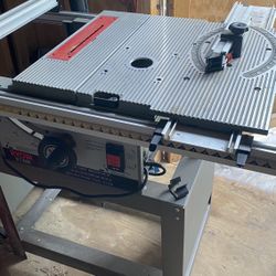 Table Saw RYOBI Like New!! 