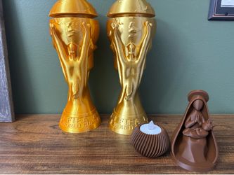 Worldcup trophy   soda can holder