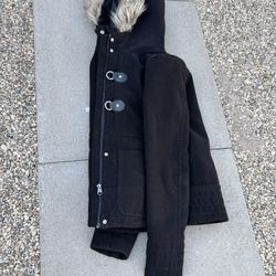 Women’s Jacket With Metal Zipper And Rings