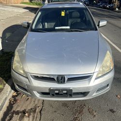 2007 4 Door Honda Accord 