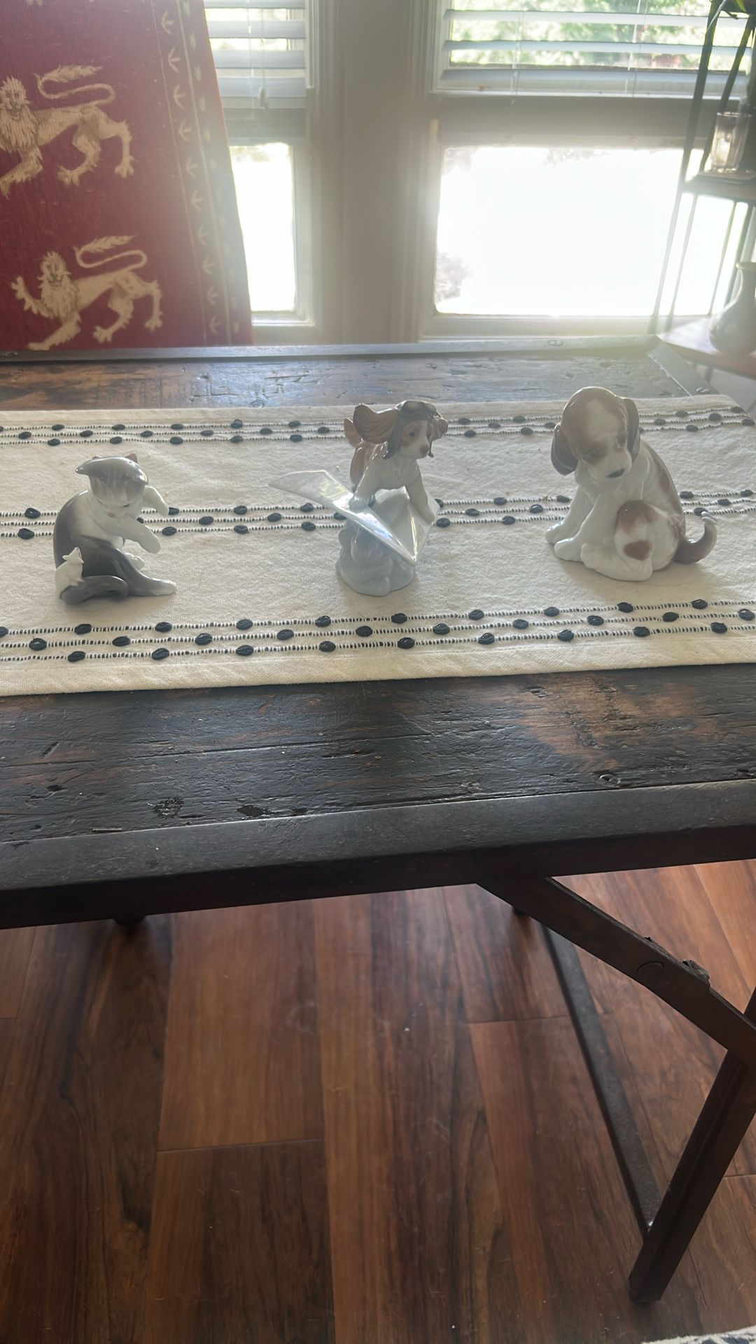 Selling LladrĂ³ Porcelain Collection
