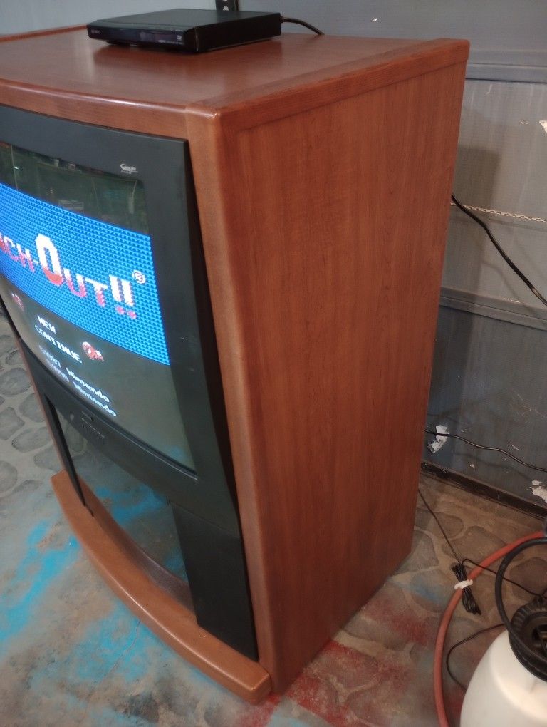 32-in RCA TV