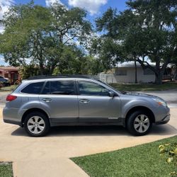 2010 Subaru Outback 
