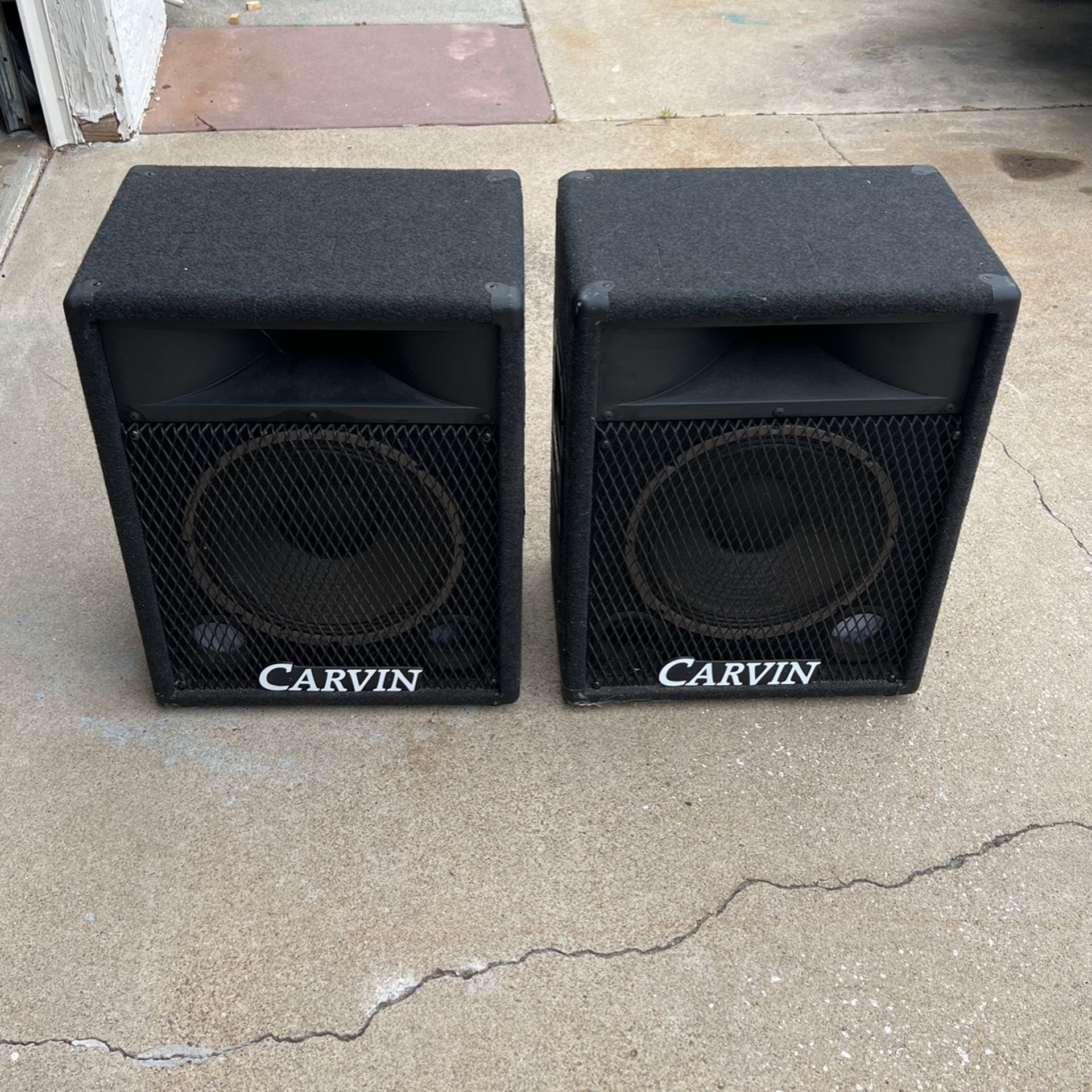Carvin 822 2-Way Passive Speakers 300 Watts Made in the U.S.A