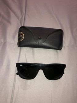 Ray ban sun glasses great condition