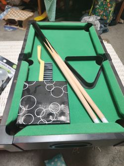 Mini Pool Table