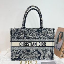 CD BookTote Medium