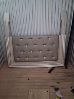 Full headboard footboard and frame no hardware