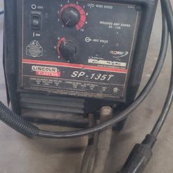 Lincoln, 135 Wire Feed  welder