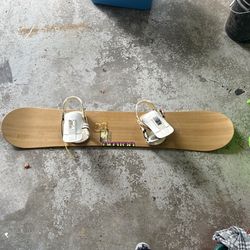 Burton charge snow Board 4’8” Long
