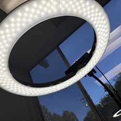 18’ Ring Light
