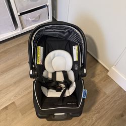 Brand New Garbo Car Seat