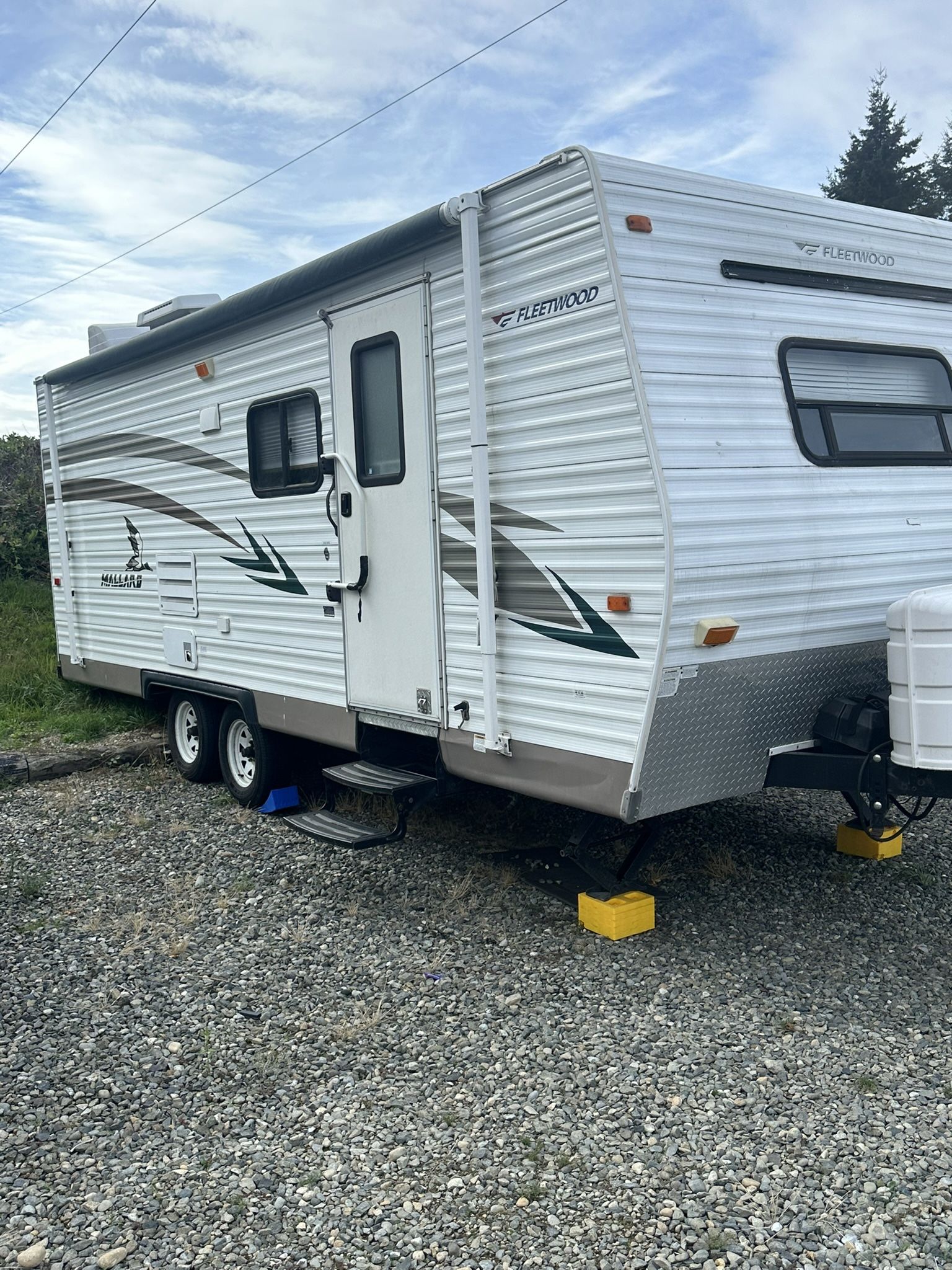 2006 Mallard 🦆 23ft