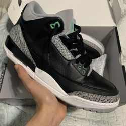 Jordan 3 Green Glow Size 10 used
