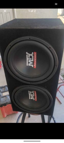 Speaker box (only one speaker works)