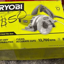 Ryobi 4” Hand Held Tile Saw Wet/ Dry