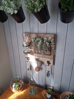 3 Hook - Wood - Basket - Candle Or Bottle Holder