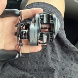 abu garciaa revo baitcasting