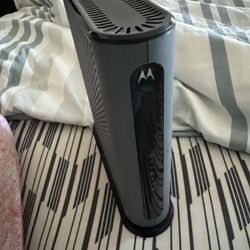 Motorola MB8600 DOCSIS 3.1 Cable Modem - Approved for Comcast Xfinity