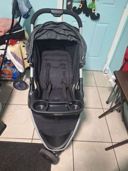 Baby stroller and baby carrier