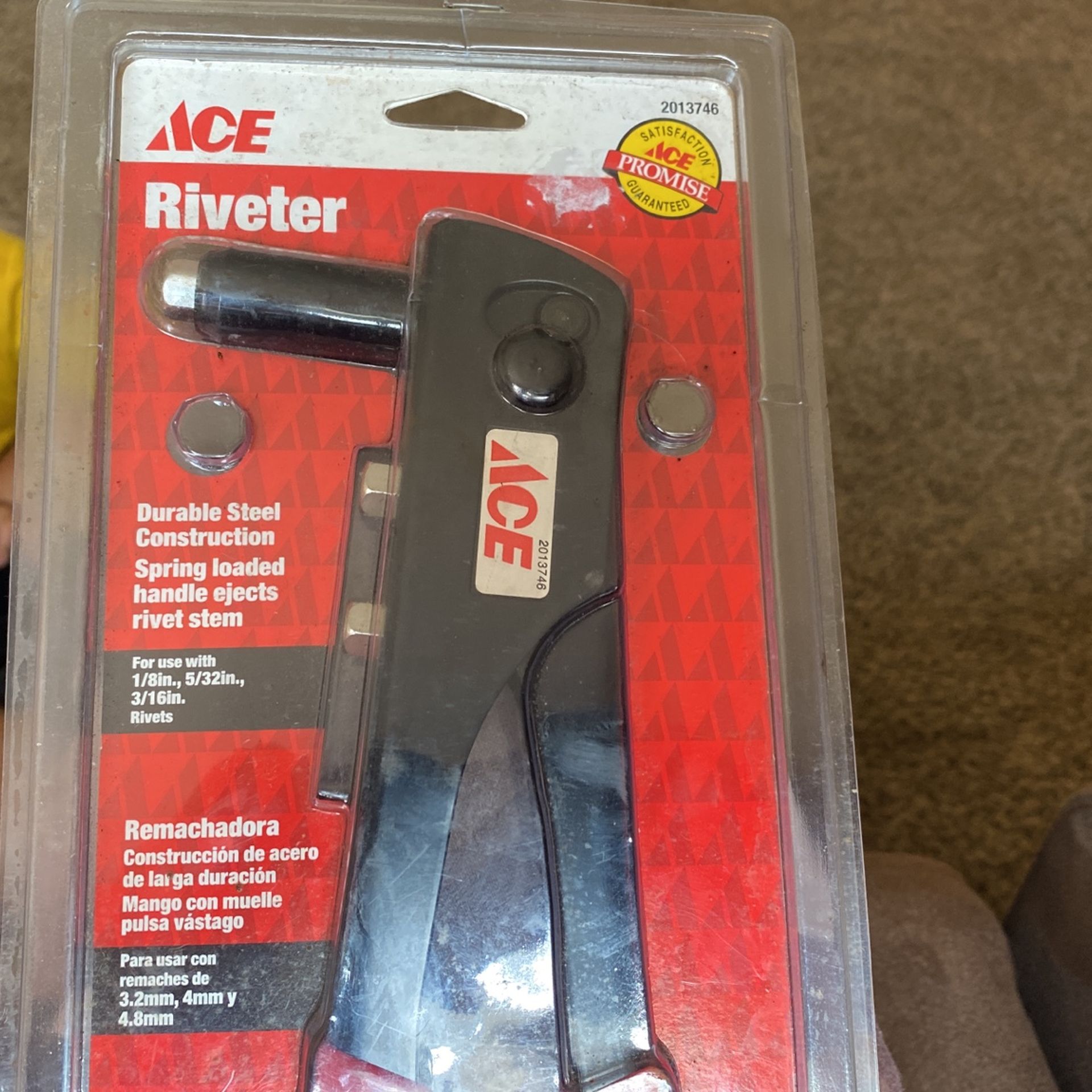 Riveter