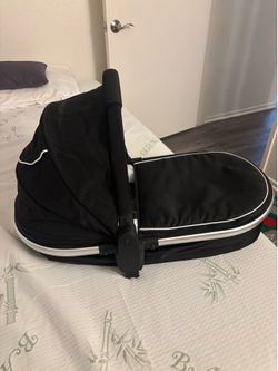 Mockingbird Bassinet