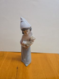 Lladro Sheperdess With Rooster 4677 W/box