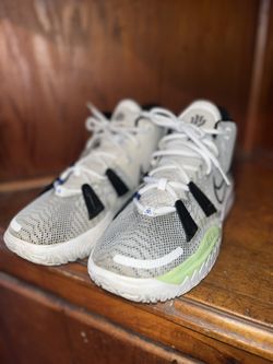 Kyrie Brooklyn Beats